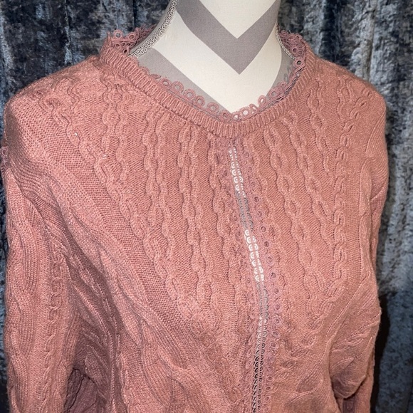 Express Sweaters - Express Pretty Pink Sweater w/ Detailed Neckline & Front Knit Pattern - Large
